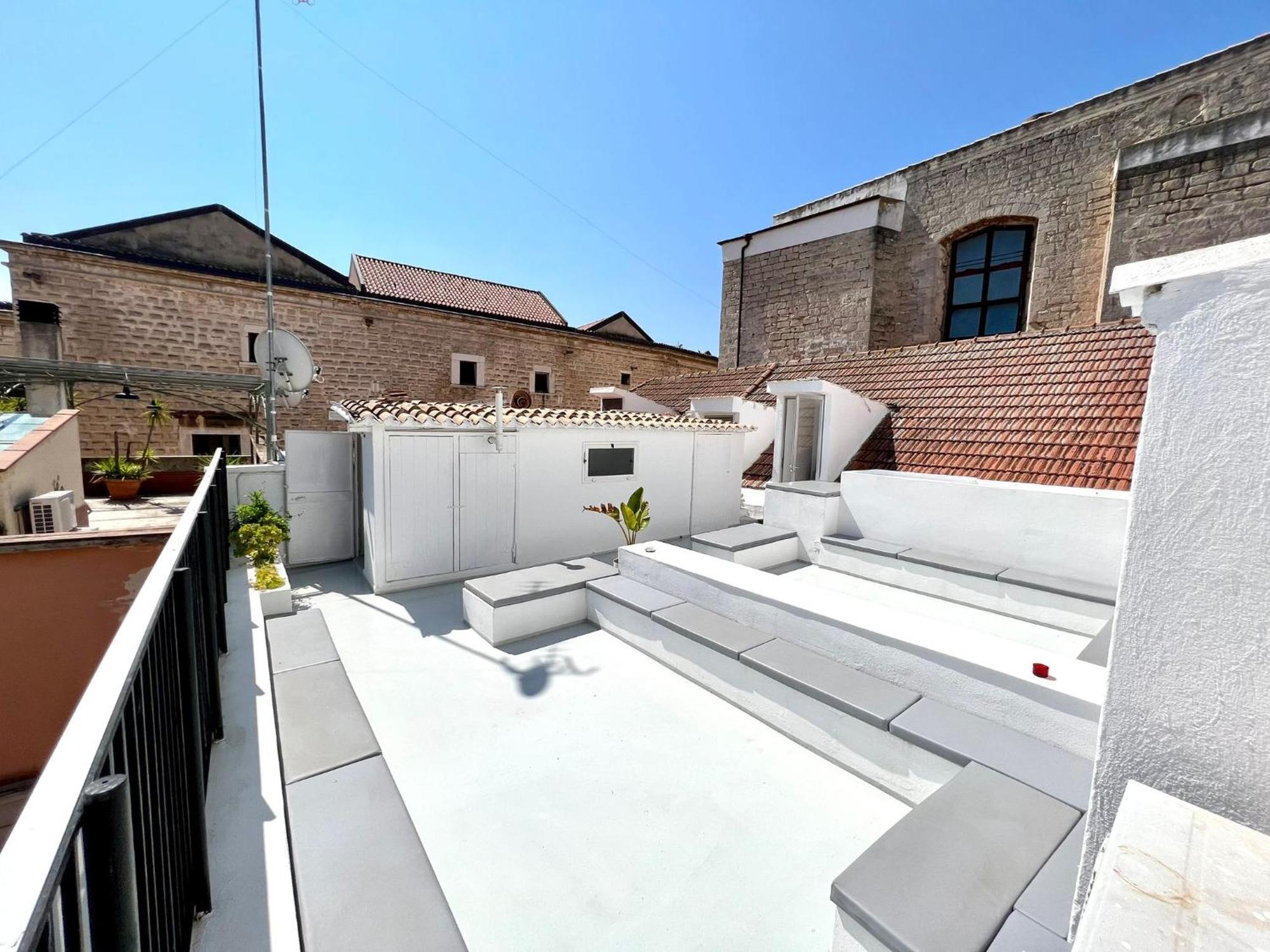 Saint Patrick Guest House Barletta Exterior photo